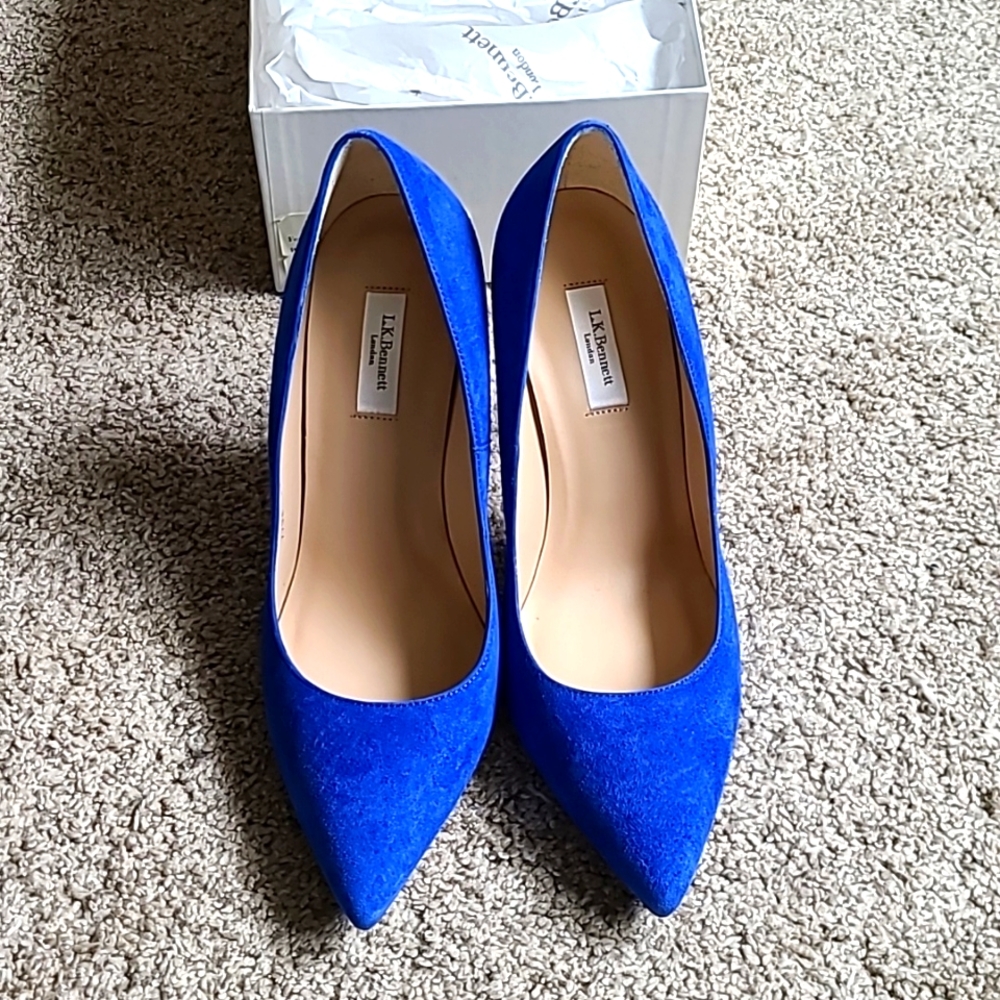 🌟Host Pick🌟 L.K. Bennett Fern Blue Suede Court Heels - Picture 4 of 14